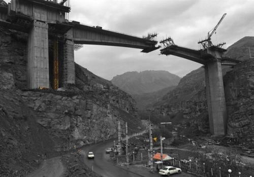 سالی هزار كیلومتر بزرگراه ساخته ایم