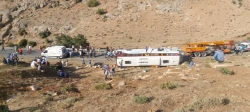 واژگونی اتوبوس خبرنگاران و سوال های بی پاسخ