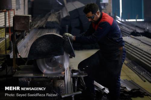 بانك ها با پرداخت تسهیلات كم بهره كمك كار اشتغال جوانان باشند