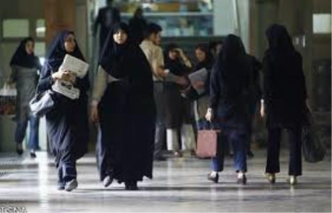 دانشجویان در ایران در بحث های آكادمیك كلاسیك رها می شوند