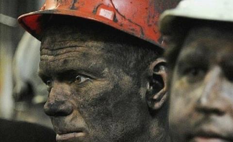 كارگر با خانه یك میلیاردی دنبال یارانه و سبد معیشتی نیست!